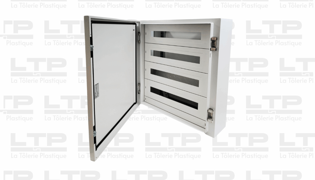 Pièces plastique d'une armoire électrique